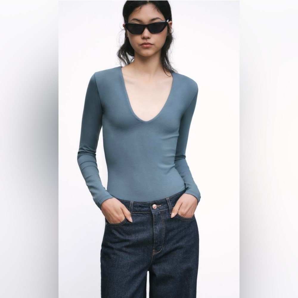 Zara Blue Gray Deep V-Neck Long Sleeve Slimming Bodysuit Size S Y2K Relaxed‎ Fit